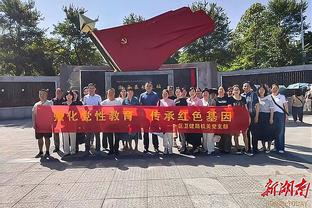 哈登谈背靠背打狼鹿：我们全年在客场的表现都很好 所以一场场来